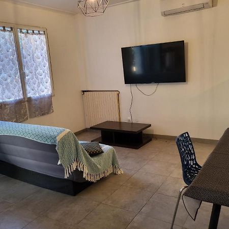 Clementine Apartment กูลิอูร์ ภายนอก รูปภาพ